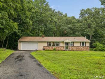28 Andrew Drive