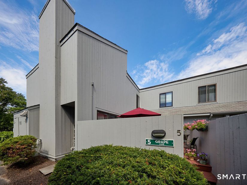 5 Grape Lane 5, Ridgefield CT 06877