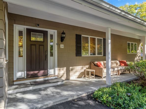 30 Dulan Drive, Stamford CT 06903