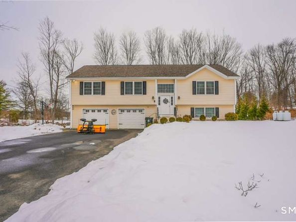 2 Kevin Drive, Danbury CT 06811
