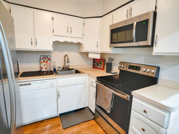 333 Vincellette Street 23, Bridgeport CT 06606