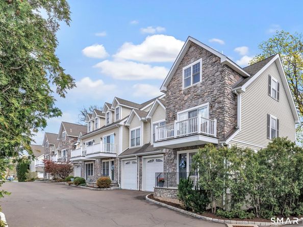 39 Maple Tree Avenue 15, Stamford CT 06906