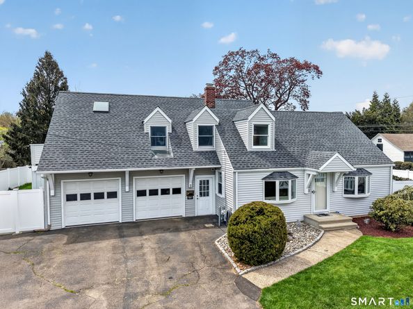 120 S Pine Creek Road, Fairfield CT 06824