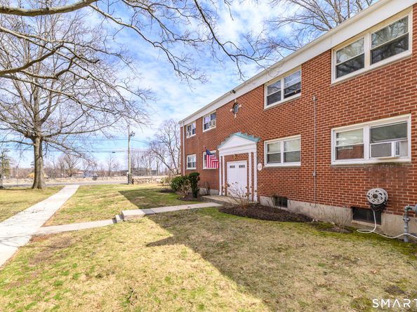 22 Courtland Avenue 4, Stamford CT 06902