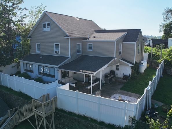 16 Columbus Place, Stamford CT 06907