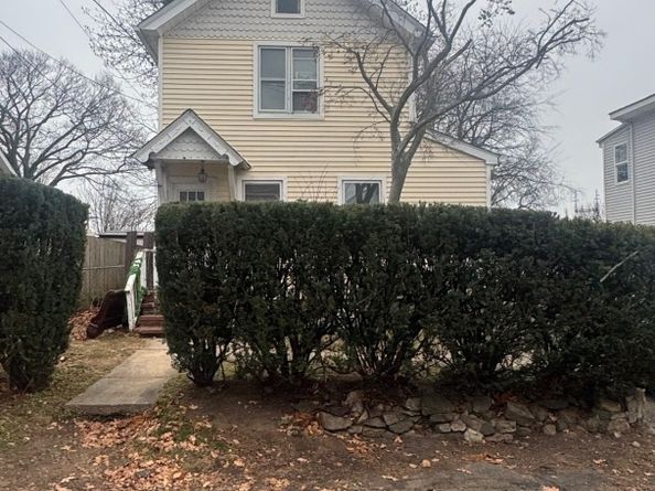 17 Pleasant Street, Norwalk CT 06855