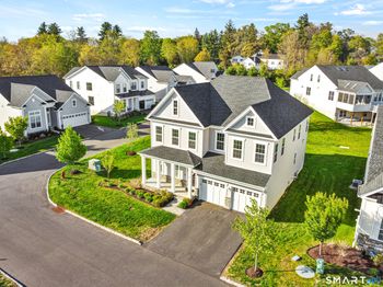 19 Enclave Circle