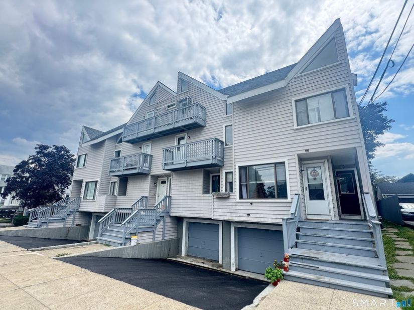 105 Tremont Avenue 12 also known as G, Bridgeport CT 06606