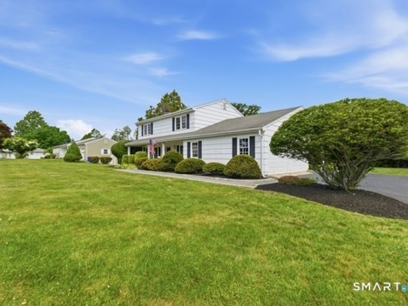 19 Zephyr Road, Trumbull CT 06611