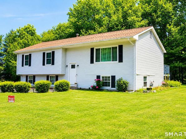 520 Long Hill Avenue, Shelton CT 06484