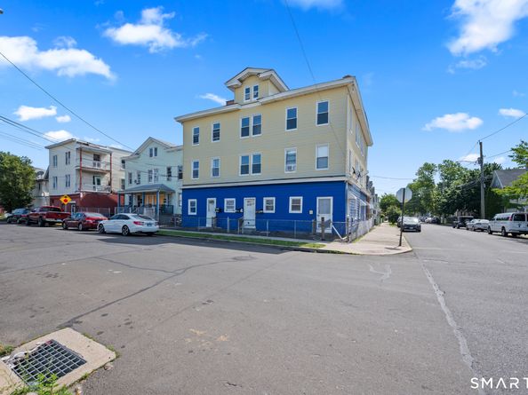 1220 Pembroke Street, Bridgeport CT 06608