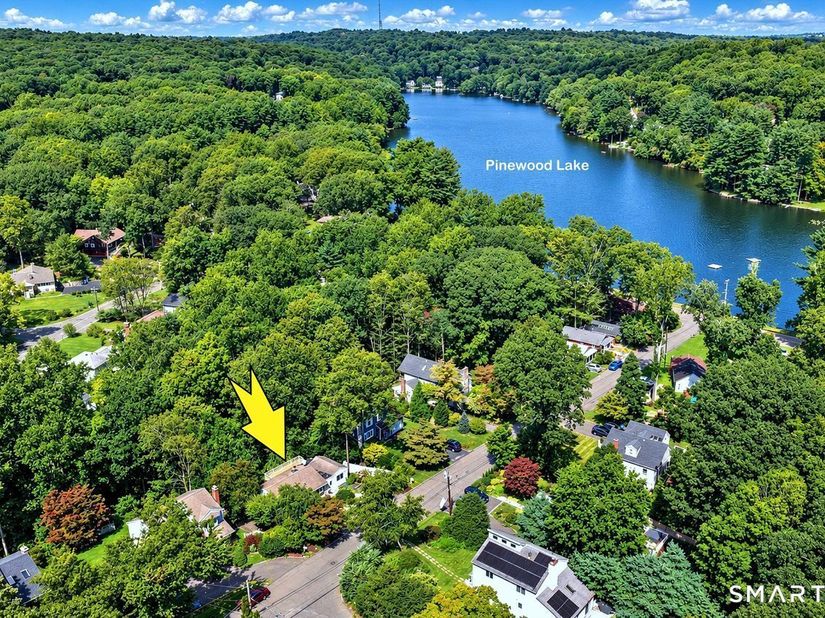 55 Old Sawmill Road, Trumbull CT 06611