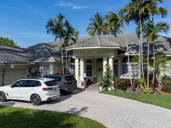 7724 NW 47th Drive