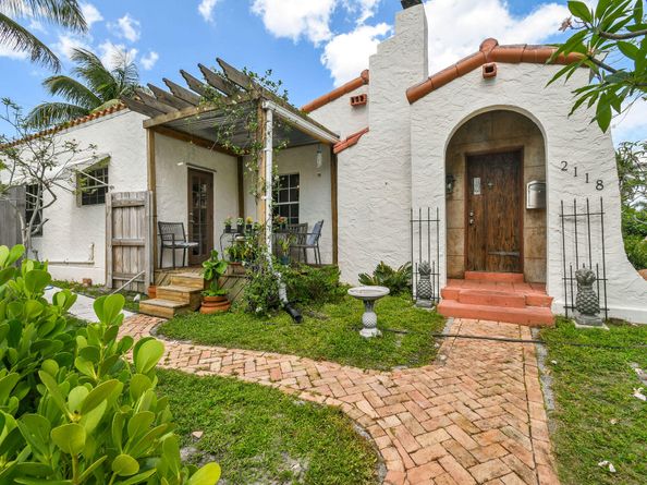 2118 Florida Avenue, West Palm Beach FL 33401