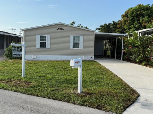 8550 SW 23rd Pl, Davie FL 33324