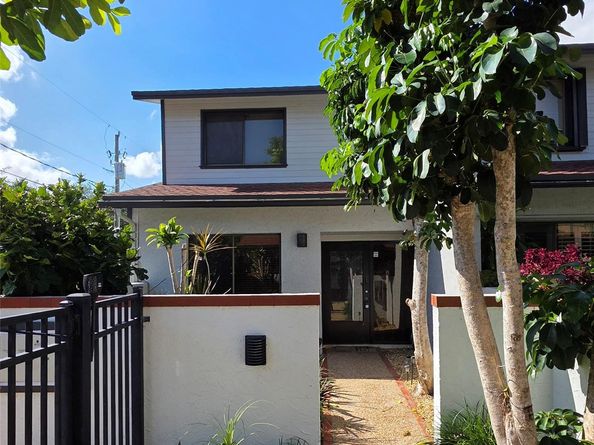 817 SE 12th Ct 1, Fort Lauderdale FL 33316