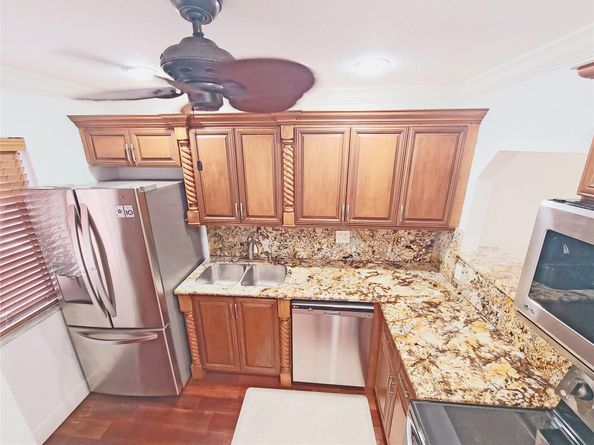 139 Sparrow Dr 4B, Royal Palm Beach FL 33411