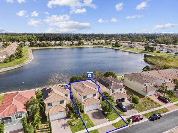 6427 Adriatic Way, Greenacres FL 33413