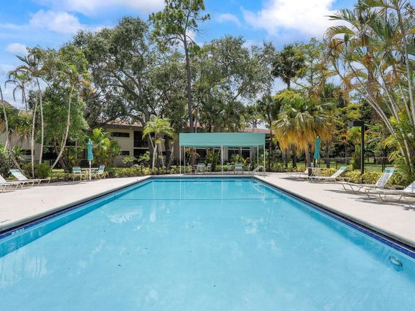 7547 NW 79th Avenue 111, Tamarac FL 33321