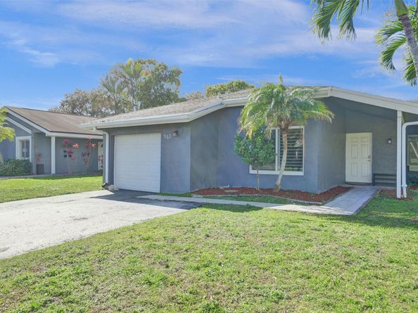 967 NW 89th Ave, Plantation FL 33324