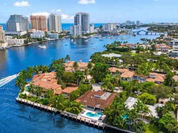 2701 Aqua Vista Blvd