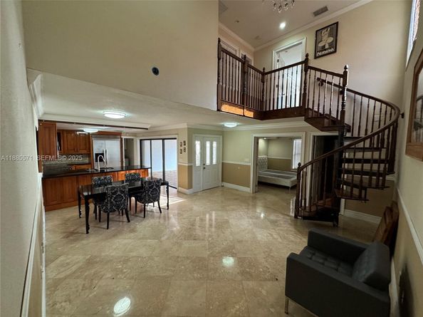 10115 NW 4th Lane 38, Miami FL 33172