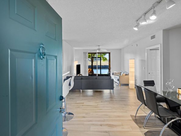 11730 Saint Andrews Place 102, Wellington FL 33414