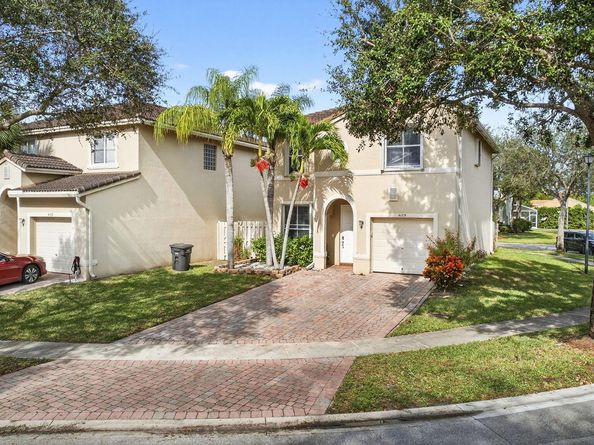 4159 Lake Tahoe Circle, West Palm Beach FL 33409