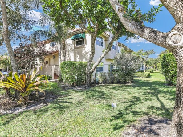 6693 Via Regina 6693, Boca Raton FL 33433