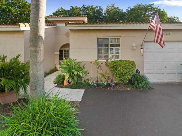 11632 SW 19th St, Miramar FL 33025