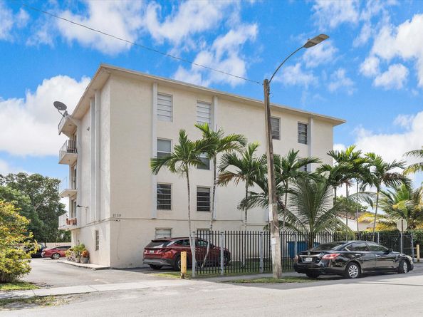 2138 SW 6th Street 301, Miami FL 33135