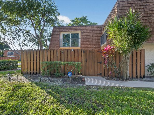 9110 SW 22nd Ct D4, Fort Lauderdale FL 33324