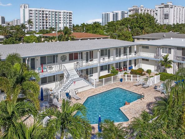 3201 SE 12th St C2, Pompano Beach FL 33062