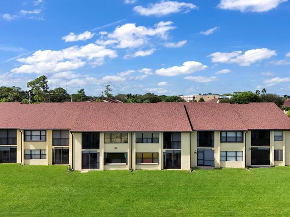 4708 Lucerne Lakes Boulevard E 104, Lake Worth FL 33467