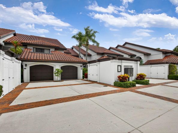 16670 Traders Crossing N 111, Jupiter FL 33477