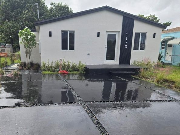 1170 NW 59th St, Miami FL 33127