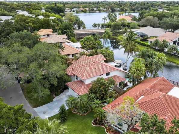11620 S Budd Drive, Cooper City FL 33026