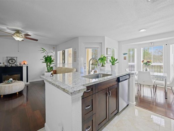 777 Riverside Drive 1521, Coral Springs FL 33071