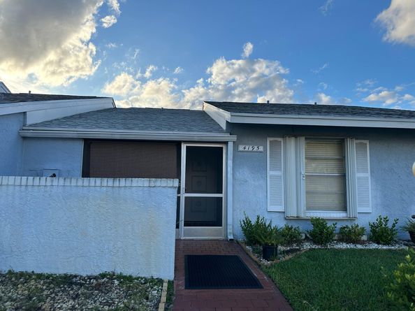4195 Lucerne Villas Lane, Lake Worth FL 33467