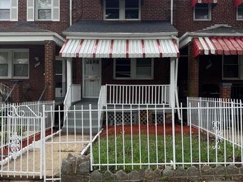 1636 Fort Davis Place SE