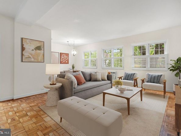 3304 Gunston Road, Alexandria VA 22302