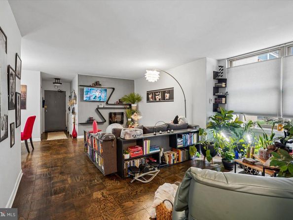 1260 21st Street NW 111, Washington DC 20036