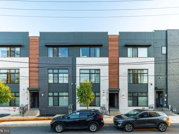 518 W Montgomery Avenue