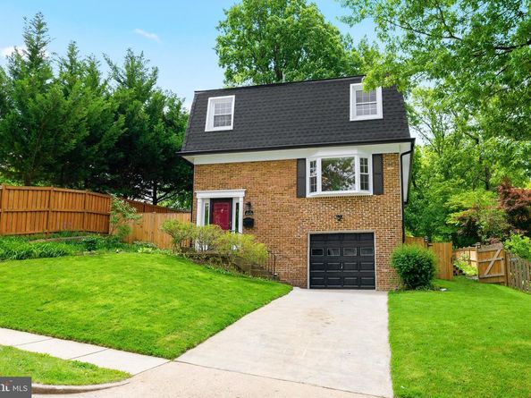 250 Aspen Street, Alexandria VA 22305