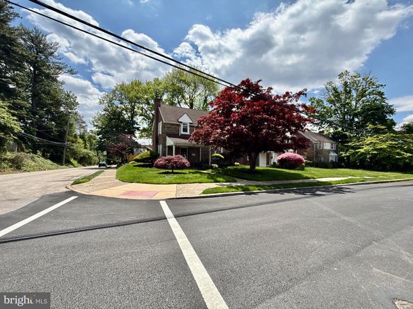 26 Poe, Wyncote PA 19095
