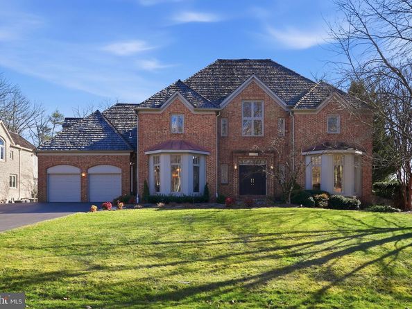 9860 Avenel Farm, Potomac MD 20854