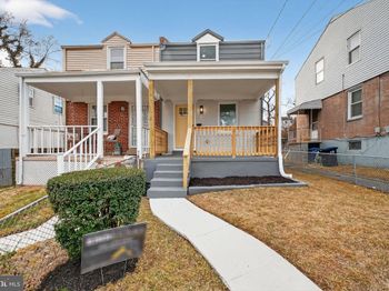 840 Division Avenue NE