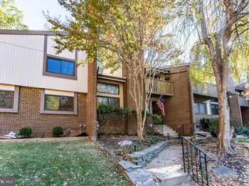 2045 Winged Foot Court