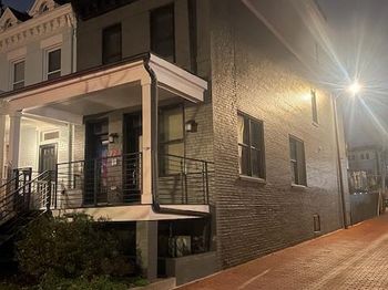 724 NW Taylor Street NW