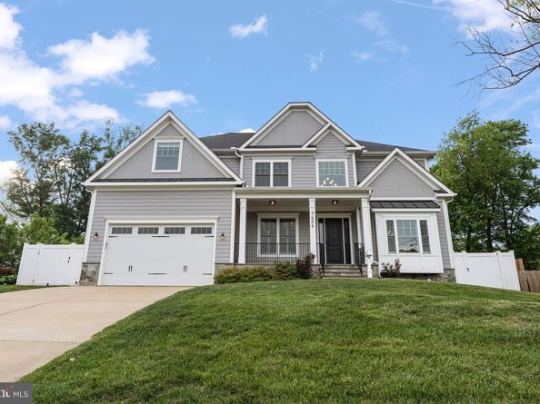 7606 Leonard Drive, Falls Church VA 22043